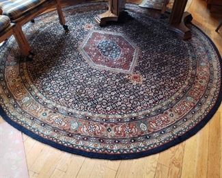 ORIENTAL RUG