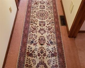 ORIENTAL RUG