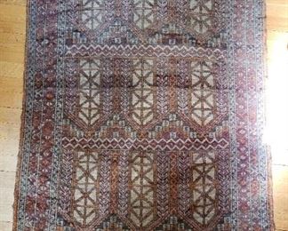 ORIENTAL RUG