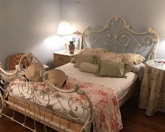 Wonderful cast iron bed! Queen size