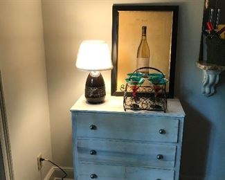 Versatile 4 drawer chest