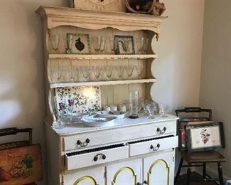 Vintage hutch with shelving and lots of storage