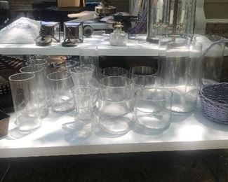 Vases of various sizes