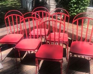 6 wonderful and fun red metal chairs
