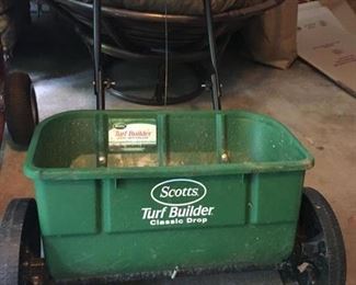 Scotts Turf Builder Classic Drop Spreader Lawn Equipment