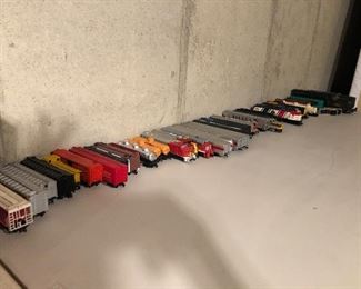 Many trains!!