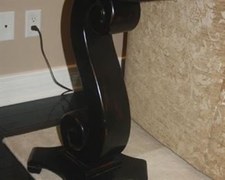 LAMP TABLE
