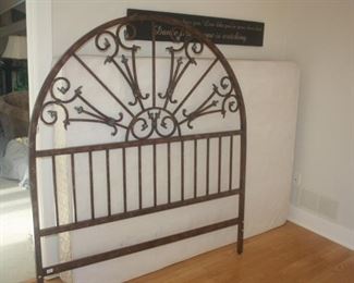 WROUGHT IRON HJEAD BOARD