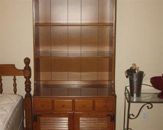 MAPLE BOOK CASE