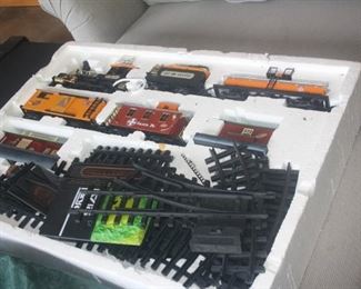 TRAIN SET