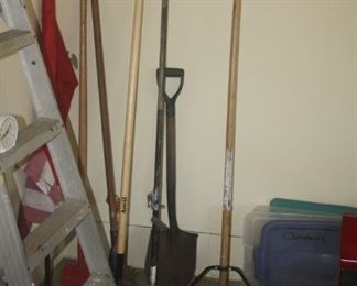 GARDEN TOOLS
