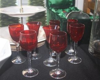 CORDIAL GLASSES