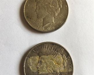1922-D Peace silver dollars ( qty: 2)
