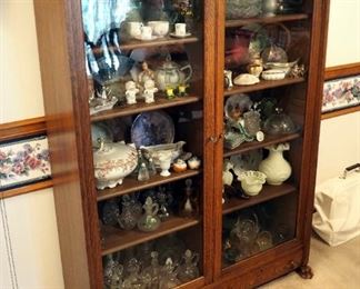 Antique Solid Wood Glass Panel Door Curio Cabinet With Claw Feet & 2 Storage Drawers, 60.5" x 44.5" x 13"