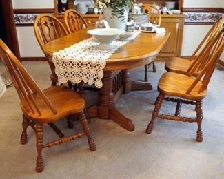 Cochrane Solid Oak Oval Dining Table With 2 Leaves And 6 Chairs, 30" x 40" x 60", Leaves Measure 12"