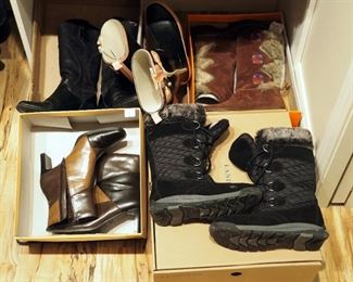 Women's Boot, Assortment, Size 6, Including Lands End Winter Boots, Dingo Leather Cowboy Boots, And Dansko Moccasin Boots, Qty 5 Pair