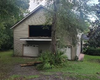 5000 SF of garage space packed