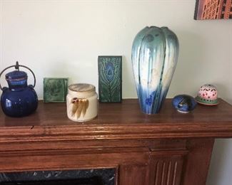 CLOSE UP VIEW NICE COLLECTION(S) SIGNED POTTERY PEWABIC, ANN ARBOR FAIR & GROSSE POINTE WAR MEMORIAL