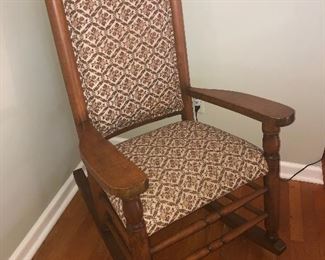 ANTIQUE FAMILY SOLID ROCKING CHAIR IS NOW 35% OFF 