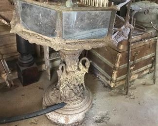 Fantastic Fiske 1890s  Aquarium/Terrarium 