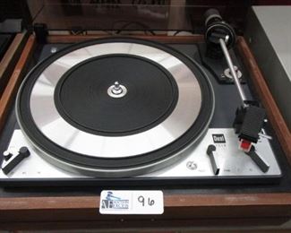 DUAL 1218 TURNTABLE WITH SHURE CARTRIDGE