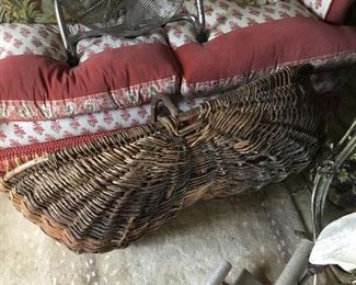 French buttock basket 1800’s