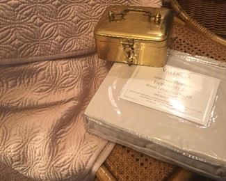 Full size quilt, twin sheets, vintage brass box