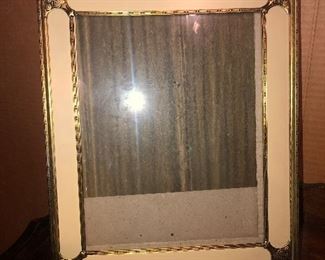 Lot 44B, Nice large frame, $12