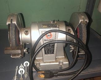 Lot 100B, Black & Decker grinder, $18