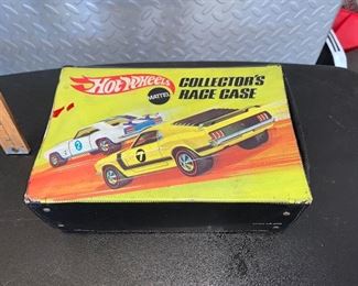 Hot Wheels Case w/7 Cars and helicopter $16.00