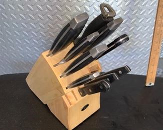 Knife Set $15.00