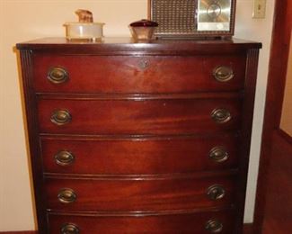 Antique Mahogany 6 Drawer Dresser