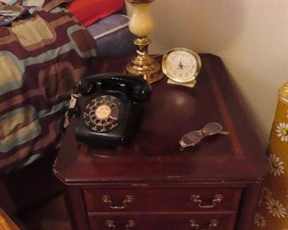 Lane Mahogany Side Table