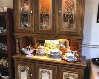 Vintage oak lighted china cabinet/hutch and matching lamp table