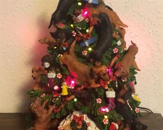 Danbury Mint Dachshund lighted Christmas tree