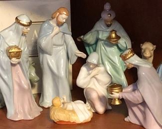 Avon collectible porcelain Nativity set