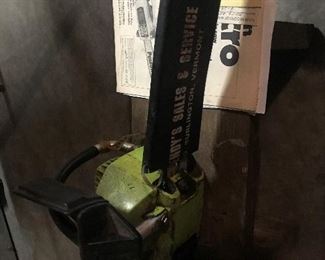 Poulan Micro XXV Deluxe Chain Saw $ 58.00