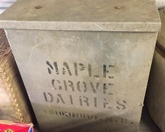Maple Grove Dairy Box