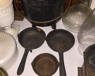 Cast Iron Lead Pourers and Ashtray