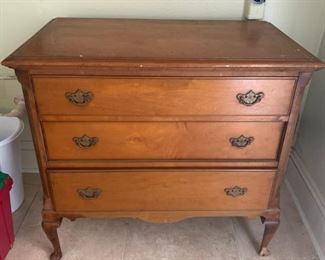 Little 3 drawer dresser, have broken piece on the leg.  Take it home for $60