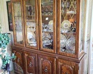 Famous Maker Hutch/Gallery/Curio Cabinet with Lead Glass. 