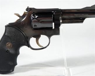 Smith & Wesson Model 19-3 .357 MAG 6-Shot Revolver SN# 9K19860, With Nylon Holster, 2 Speed Loaders, Speed Loader Pouch And Extra Grips, In Hard Case