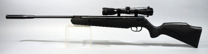 Crosman F4 Model CFTNP17 .177 Pellet Gun, With Center-Point 4 x 32 Scope
