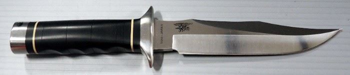 SOG Trident Fixed Blade Knife 6.25" Blade, In Nylon Sheath
