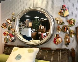 Vtg "BOSSON'S" chalk-ware collection of wall decor' pieces, Made in England...17 pieces, all sold separately 