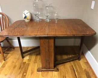 Oak Drop Leaf Table