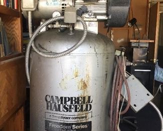 Cambell Hausfeld 2 stage, 200 psi, 80 gallon compressor