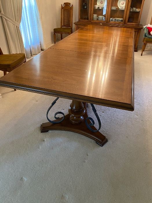 9.5 ft long and 3.6 ft wide beautiful farm style vintage table. 6 chairs sold separately