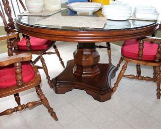 #33  - Round Kitchen Table with 4 Chairs