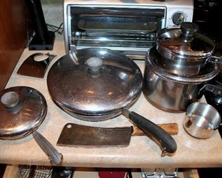 #40 - Kitchenware Lot - assortment of pots / pans and kitchen utensils - Farberware, Revere Ware, cast iron skillet, and more!